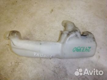 Бачок омывателя 97KG17618AJ