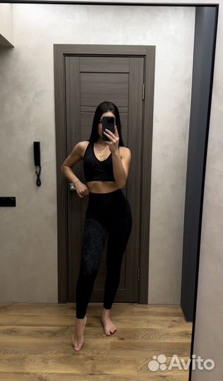 Спортивный комплект для фитнеса женский