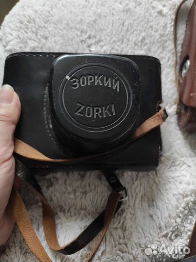 Пленочный фотоаппарат zorki