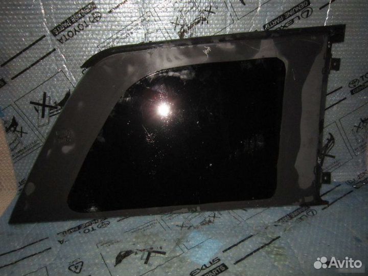 Стекло форточка Mercedes-Benz Gl