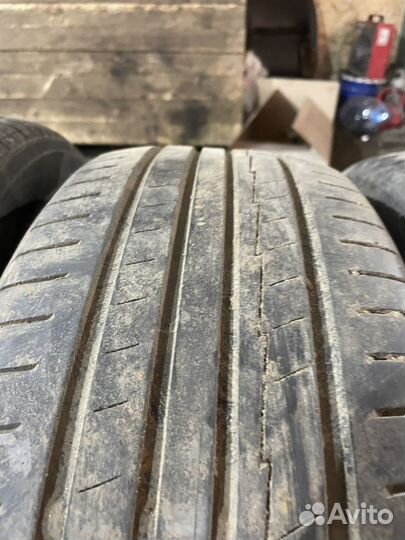 Yokohama 104ZR 205/55 R16