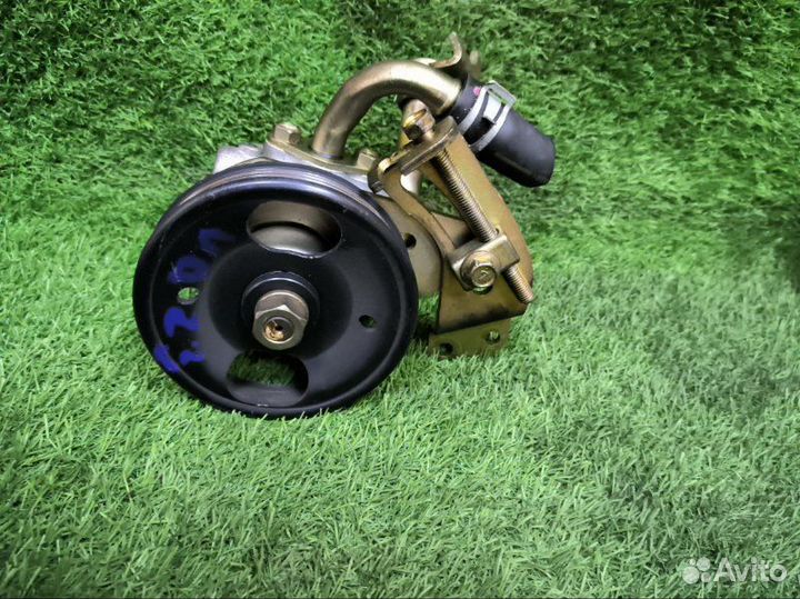 Насос гур Nissan teana