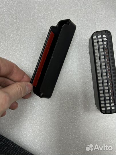 Защитная крышка под сидение автомобиля