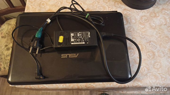 Hоутбук asus K 50I