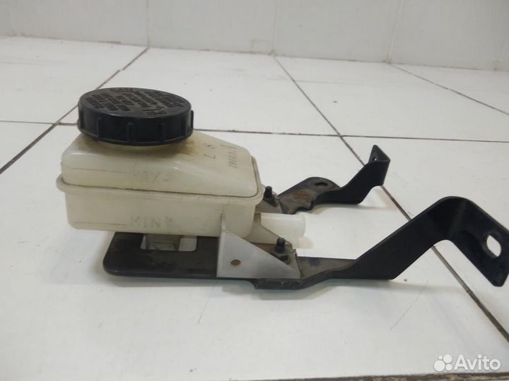Бачок главного тормозного цилиндра Nissan Murano 2