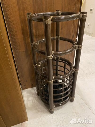 Зонтовница