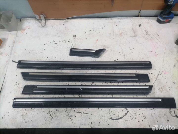 Молдинги дверей и крыла Rover 827