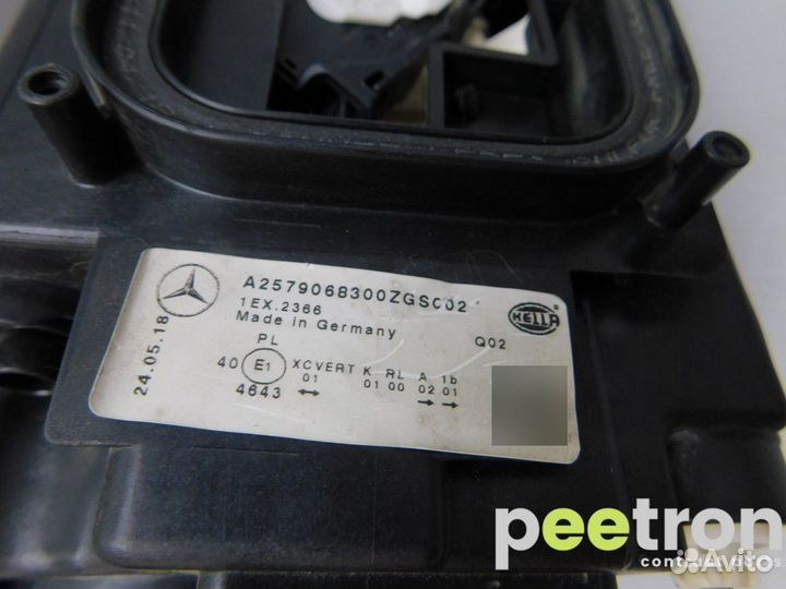 Б/У Б/У Фара левая A2579068300 mercedes-benz