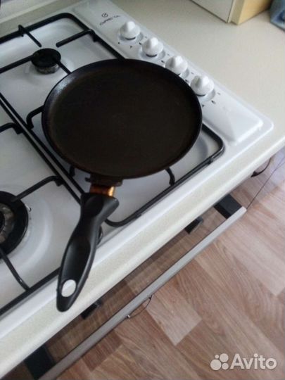 Сковорода блинная литая