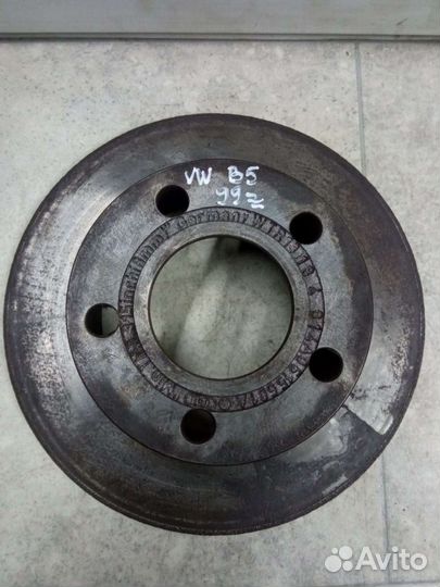 Диск тормозной задний Volkswagen Passat B5