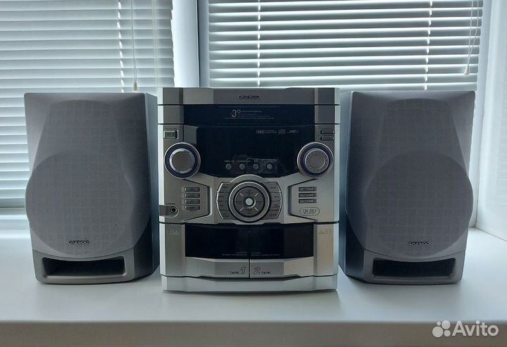 Музыкальный центр