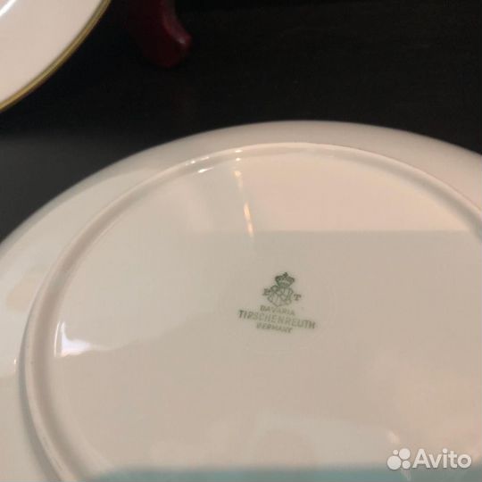 Фарфоровые тарелки с фруктами.Германия