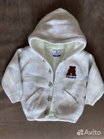 Кофточка детская с капюшоном