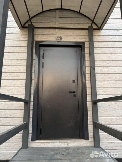 Дверь входная арочная