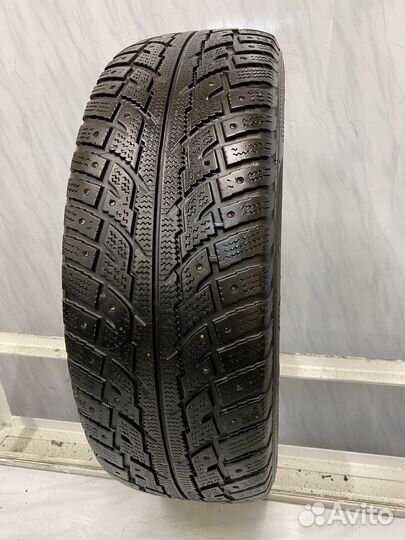 Kumho I'Zen RV Stud KC16 235/60 R18 107
