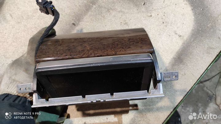 Монитор Audi A8 D3