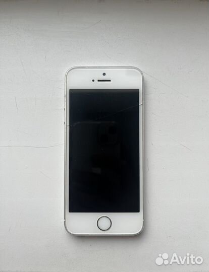 Телефон iPhone 5s