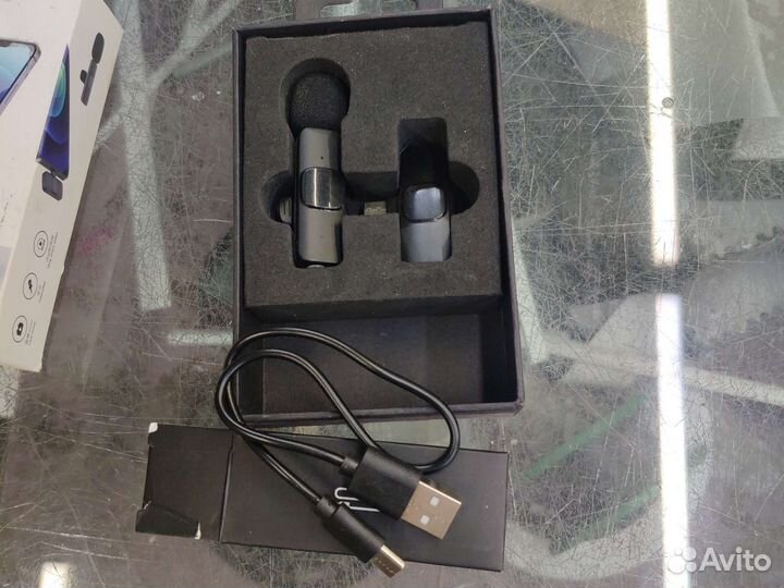Микрофон петличный беспроводной