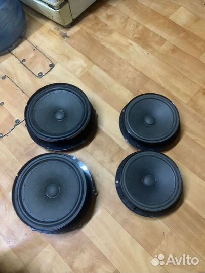 Динамики volkswagen jetta5