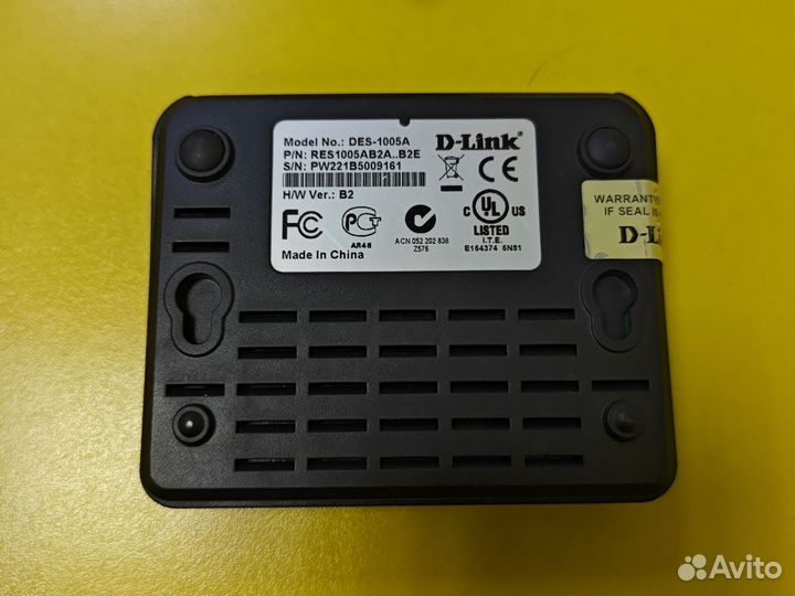 Коммутатор Switch D-Link DES-1005A