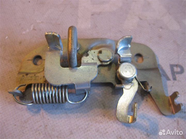 Замок капота Mitsubishi Lancer седан 2007