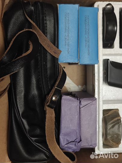 Аппарат киносъемочный Зенит СССР Кварц 1*8С-2