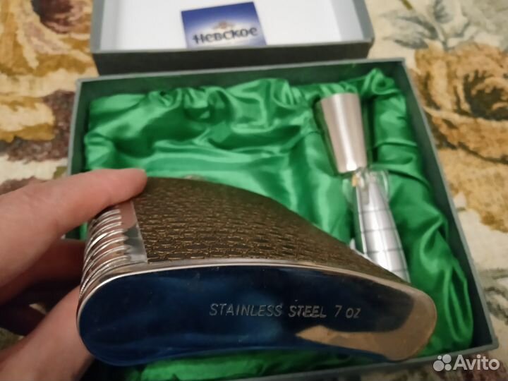 Фляжка из нержавеющей стали в наборе