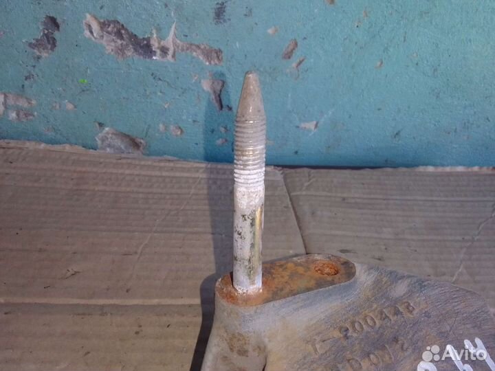 Кронштейн опоры кпп Chevrolet Aveo T200