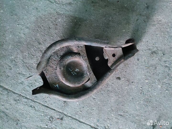 Рычаг подвески задний правый Opel Antara 2007