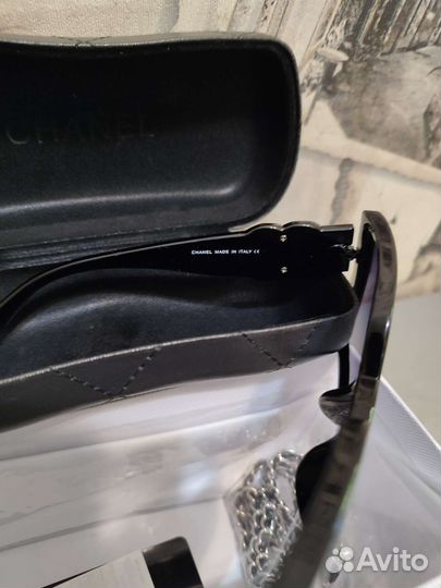 Солнцезащитные очки chanel