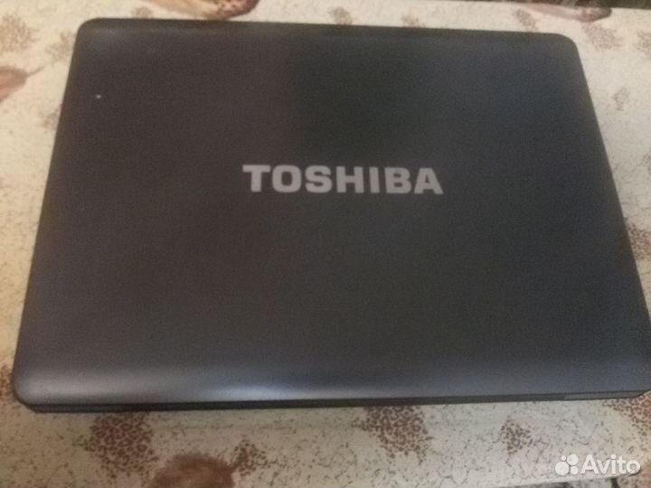 Компактный ноутбук Toshiba 16 д