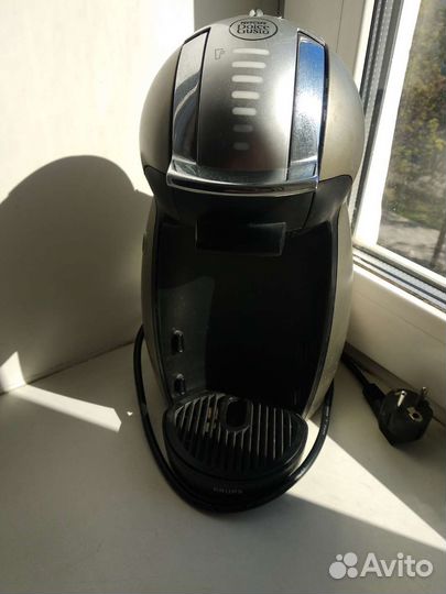 Кофеварка капсульная dolce gusto