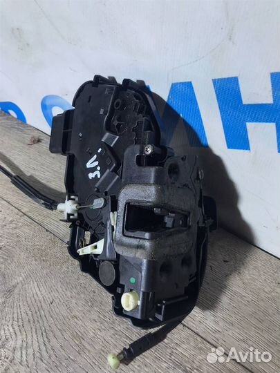 Замок двери задней левой Land Rover Discovery III