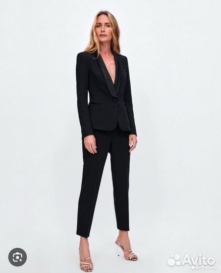 Костюм брючный смокинг zara