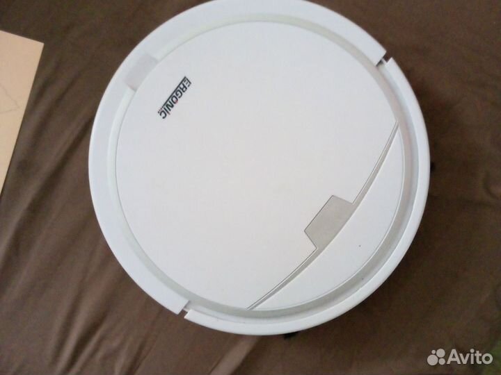 Робот пылесос