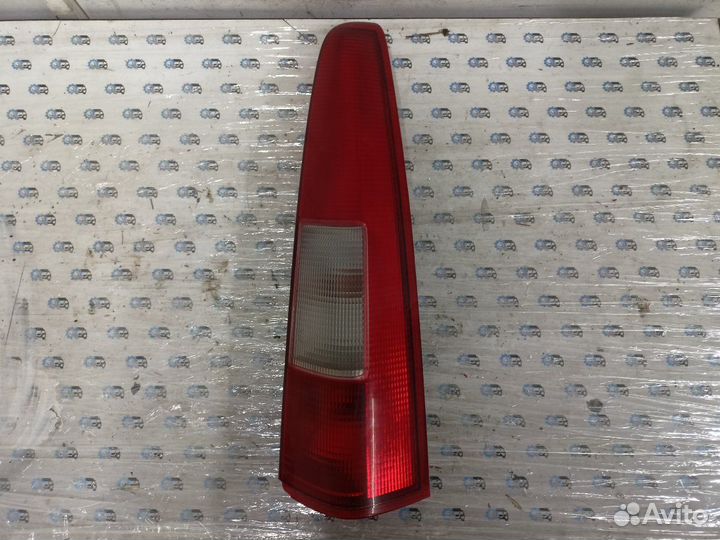 Фонарь задний правый Volvo 850 1996