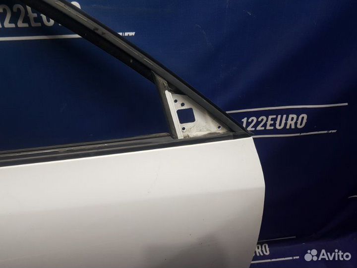 Дверь передняя правая Skoda Fabia