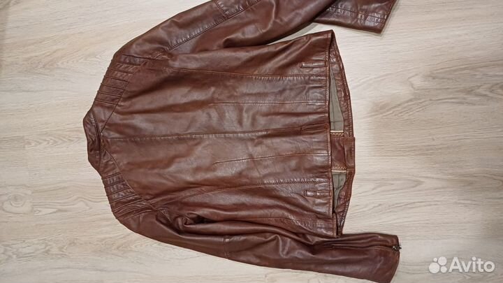 Куртка кожаная женская демисезонная