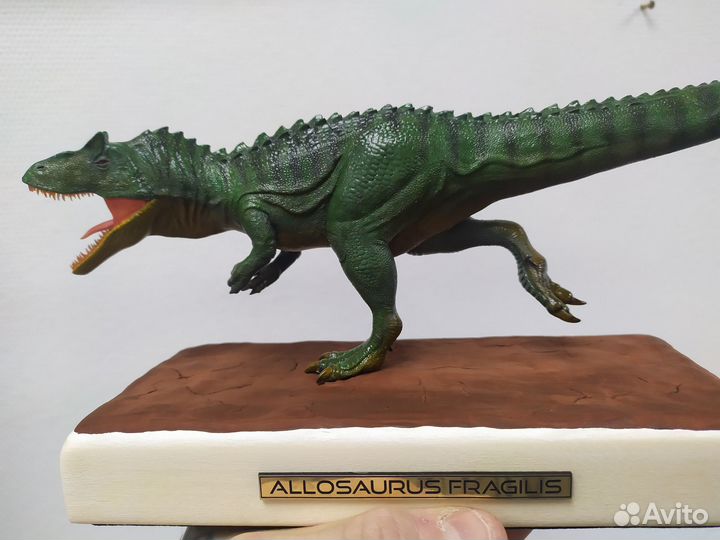 Аллозавр фигурка