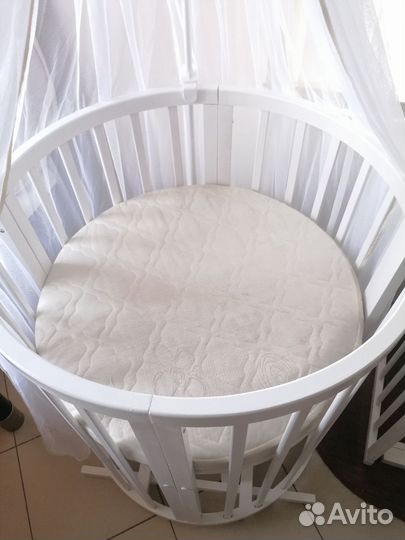 Детская кроватка трансформер с маятником