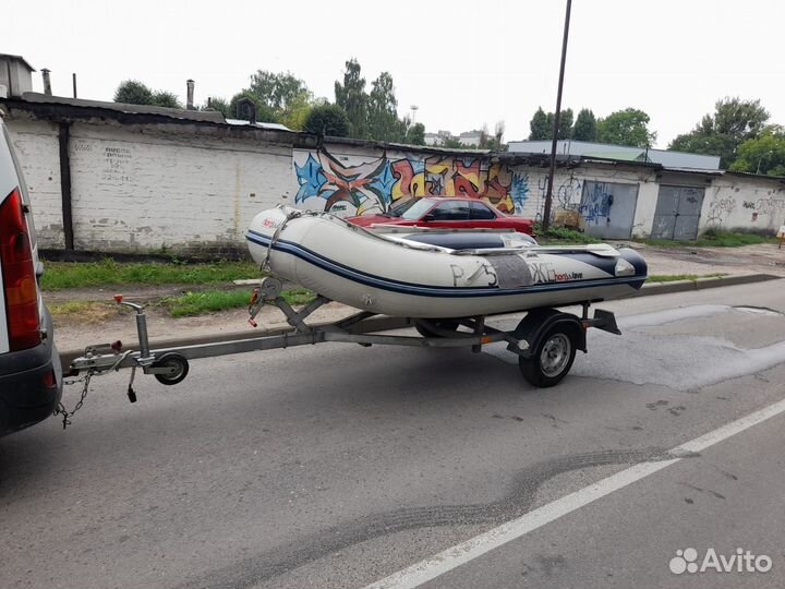Продаётся надувная лодка Honwave T35AE (Китай)