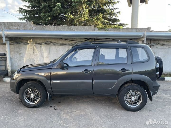 Chevrolet Niva 1.7 МТ, 2011, 98 000 км