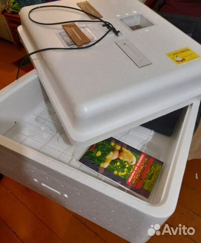 Инкубатор для яиц автоматический