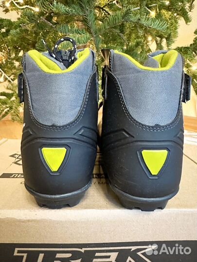 Лыжные ботинки Trek 42р-р