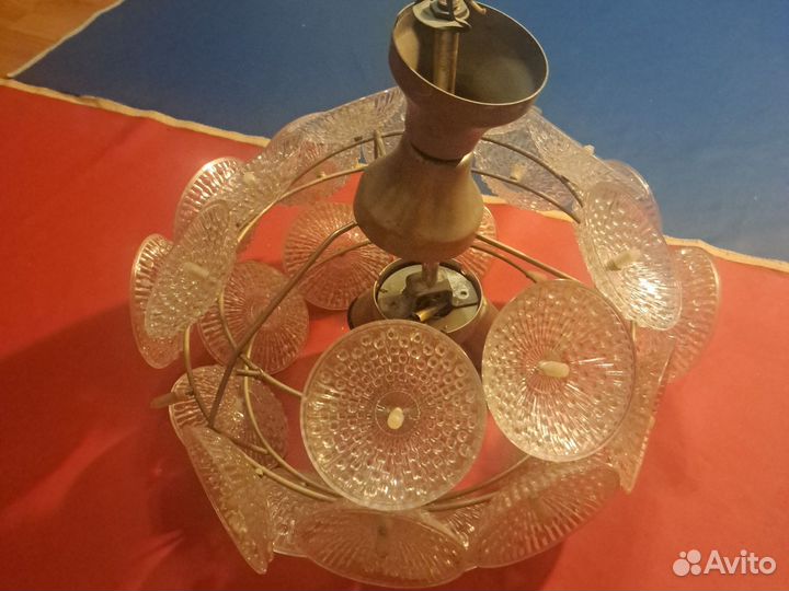 Люстра одуванчик, спутник СССР