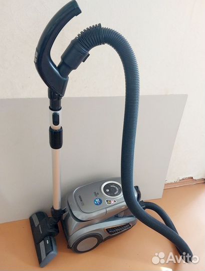 Пылесос Samsung 1800W на запчасти