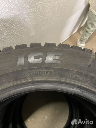 Pirelli Formula Ice 215/55 R17 98T