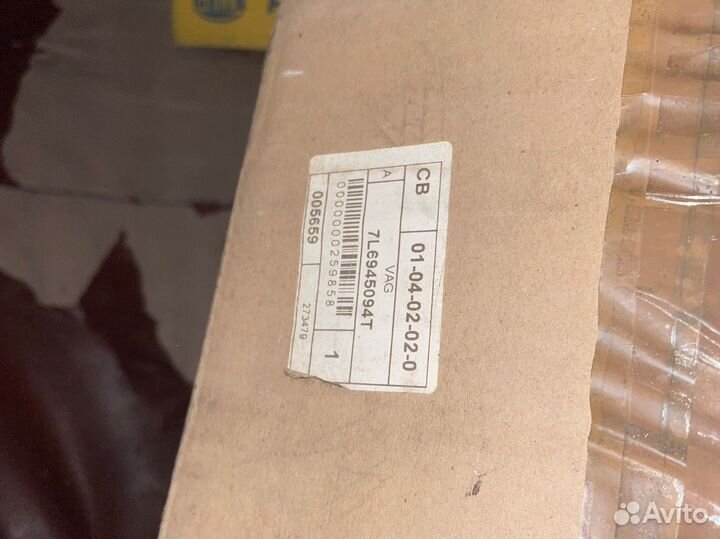 Фонарь задний правый внутренний Touareg 2007