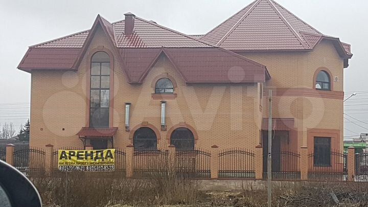 Торговая площадь, 220 м²