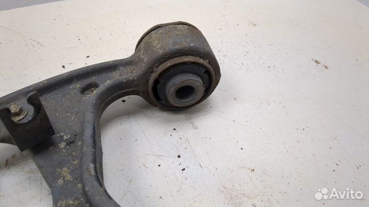 Рычаг подвески правый передний Ford Explorer, 2016